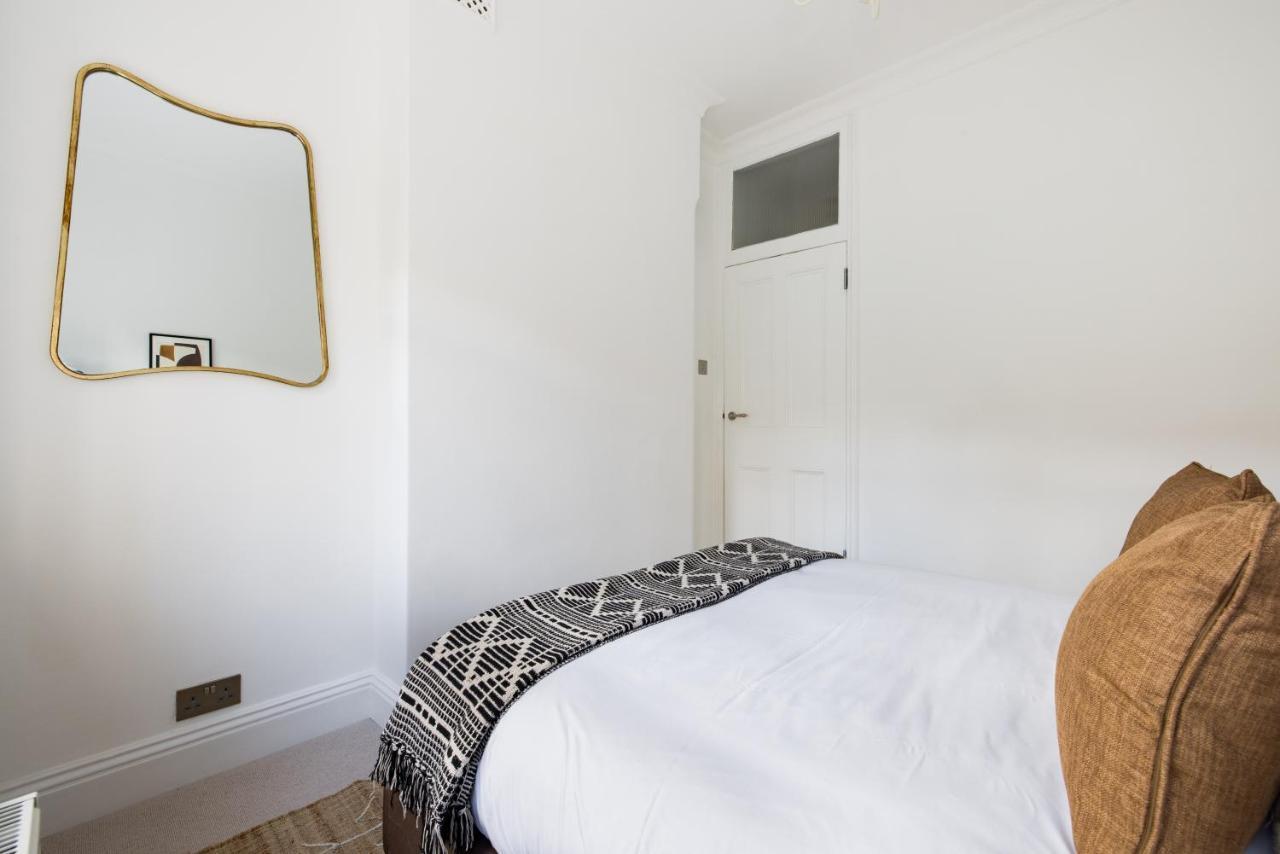 The Streatham Hill Wonder - Spacious 4Bdr House With Garden And Terrace ロンドン エクステリア 写真